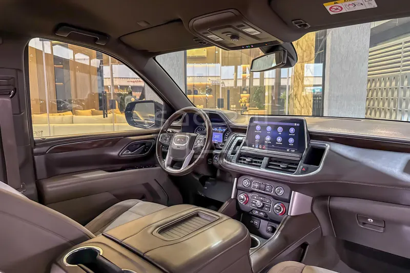 2021 GMC Yukon SLE