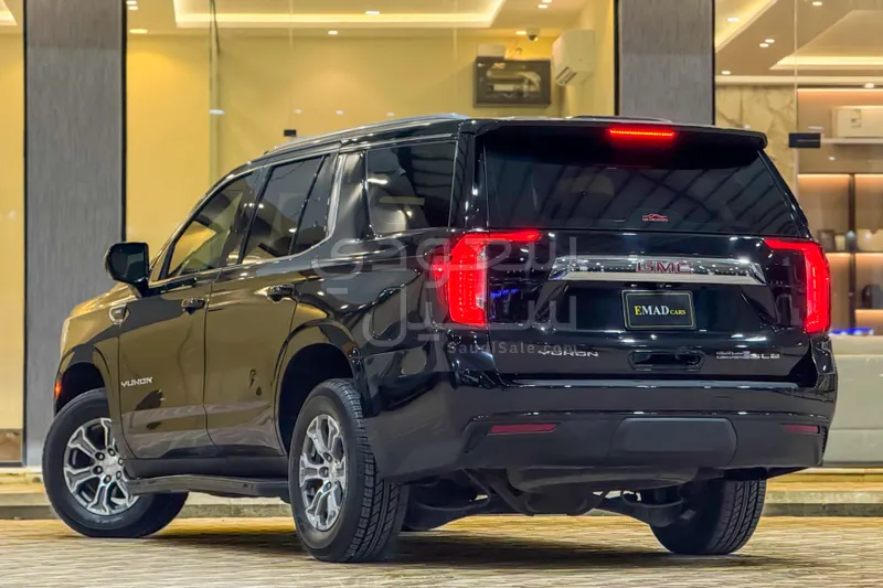 2021 GMC Yukon SLE