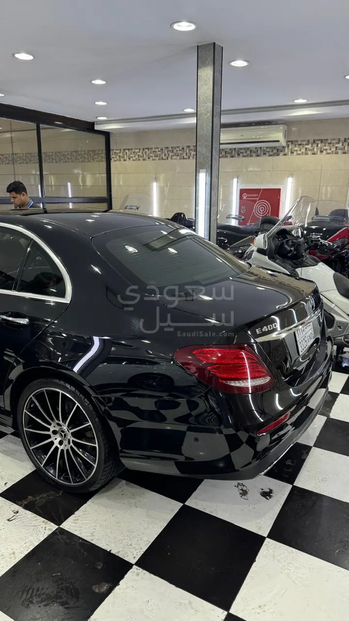 2017 Mercedes-Benz E 300