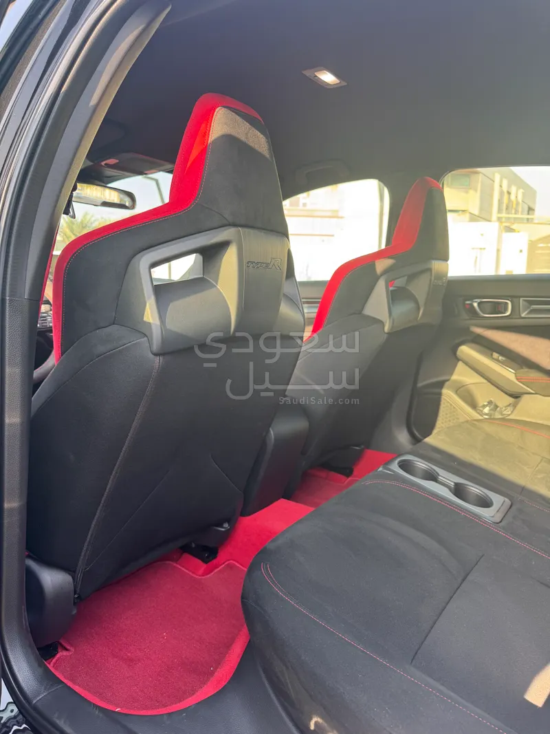 2023 هوندا سيفيك تايب ار