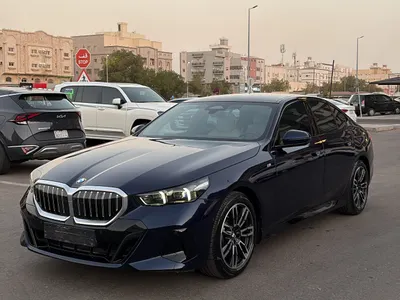 2025 بي ام دبليو الفئة الخامسة 520 أي