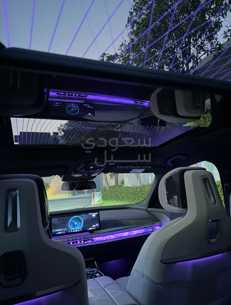 2024 بي ام دبليو الفئة السابعة 735أي