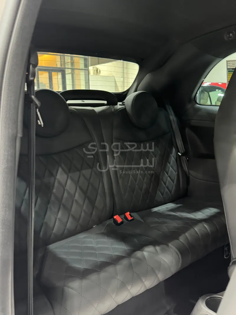 2024 Fiat Abarth 695 turismo