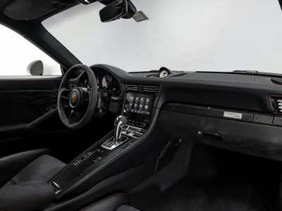2018 Porsche 911 gt2 rs