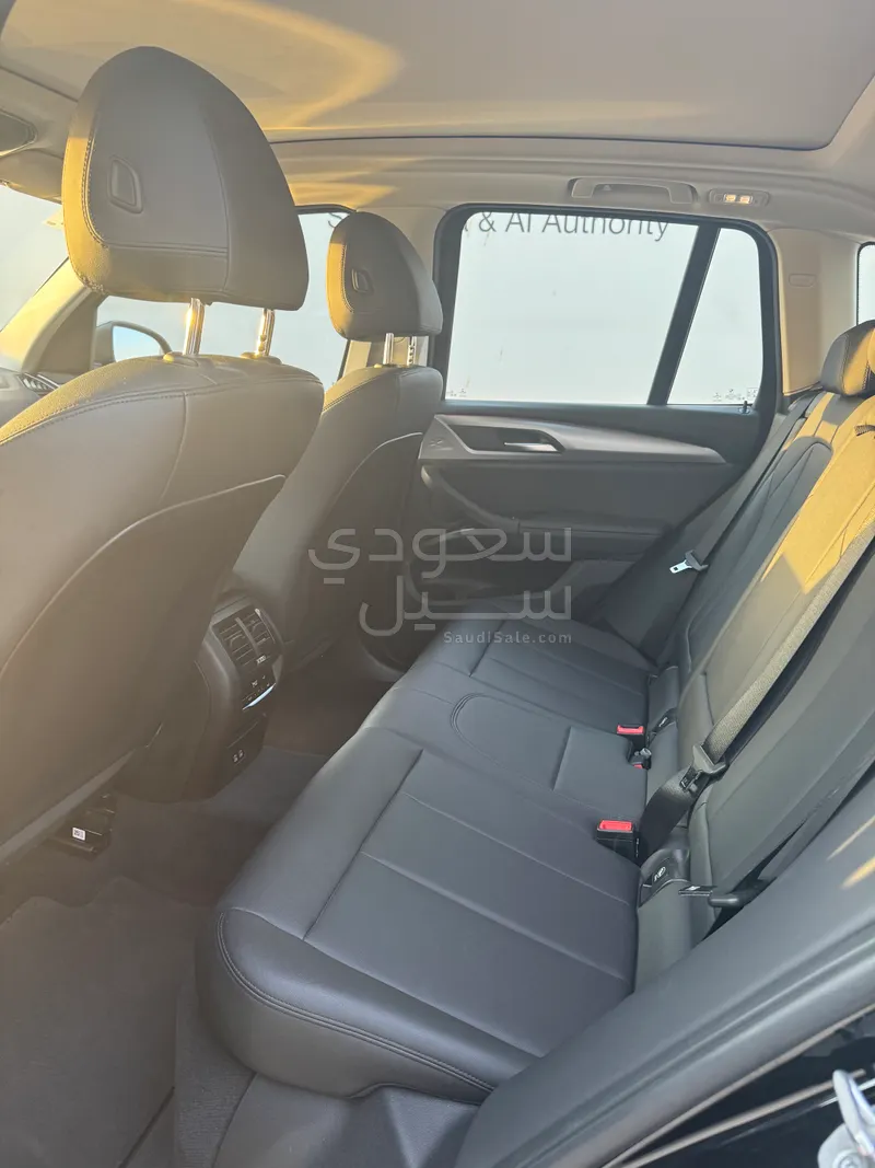 2021 بي ام دبليو الفئة اكس 3