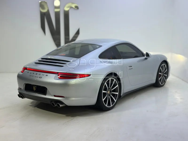 2014 بورش 911 كاريرا 4 اس