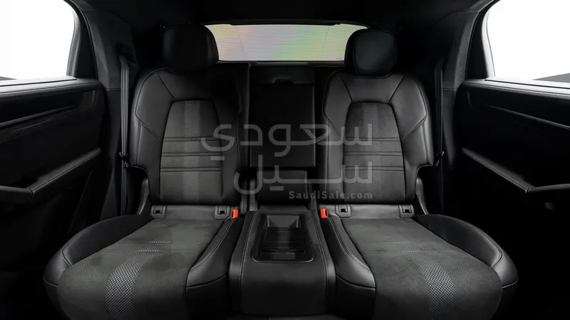 2024 Porsche Cayenne Turbo GT