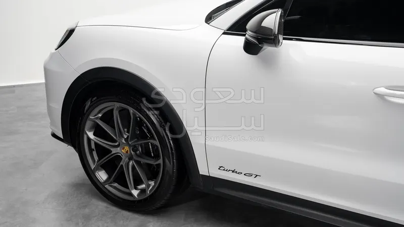 2024 Porsche Cayenne Turbo GT