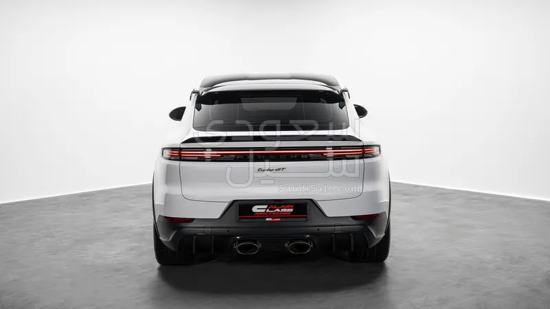 2024 Porsche Cayenne Turbo GT