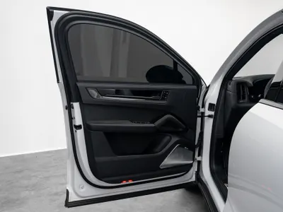 2024 Porsche Cayenne Turbo GT
