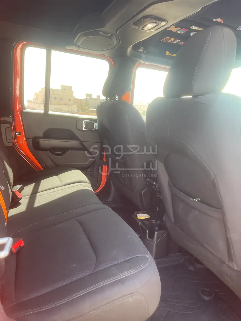 2018 جييب رانجلر صحارى