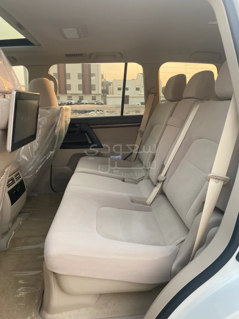 2019 تويوتا لاند كروزر جي اكس ار جراند تورينج