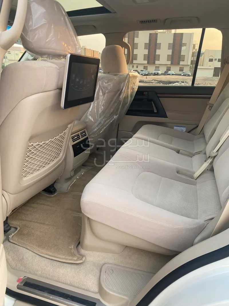 2019 تويوتا لاند كروزر جي اكس ار جراند تورينج
