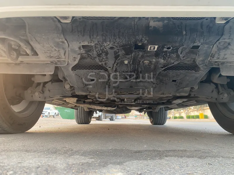 2019 تويوتا لاند كروزر جي اكس ار جراند تورينج