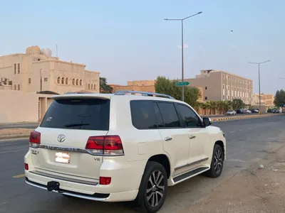 2019 تويوتا لاند كروزر جي اكس ار جراند تورينج