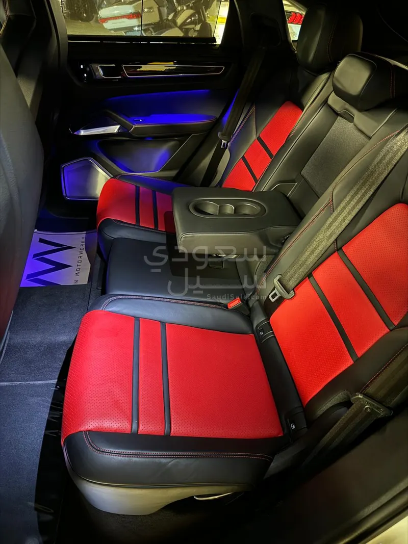 2021 Porsche Cayenne Turbo