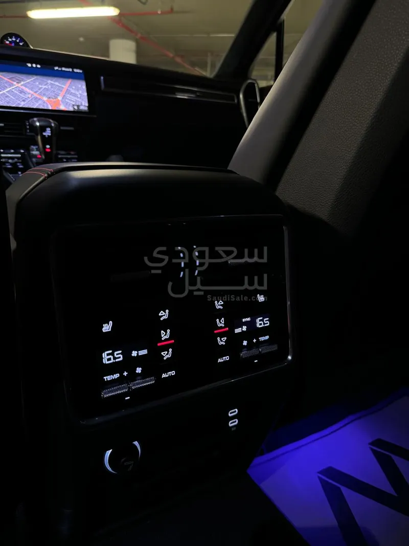 2021 Porsche Cayenne Turbo