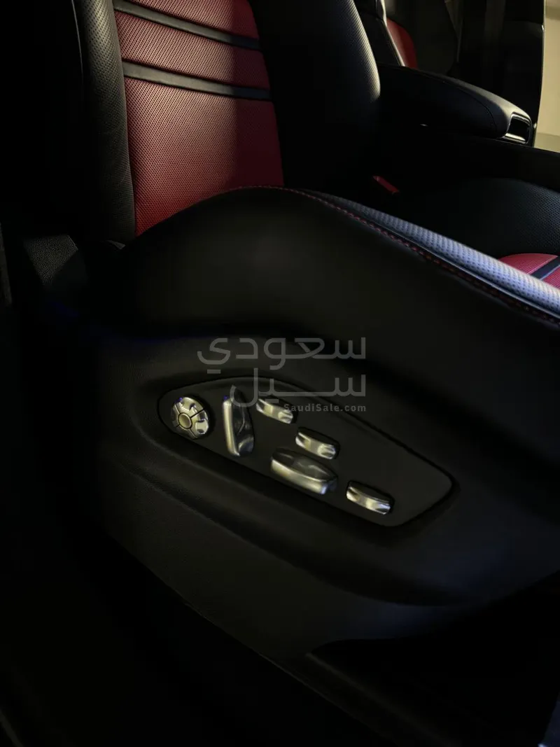 2021 Porsche Cayenne Turbo
