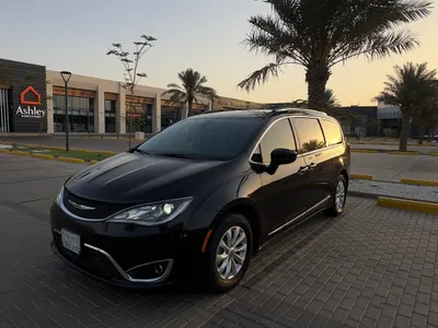 2019 كرايسلر باسيفيكا