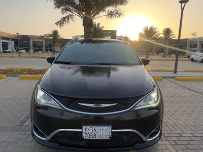 2019 كرايسلر باسيفيكا