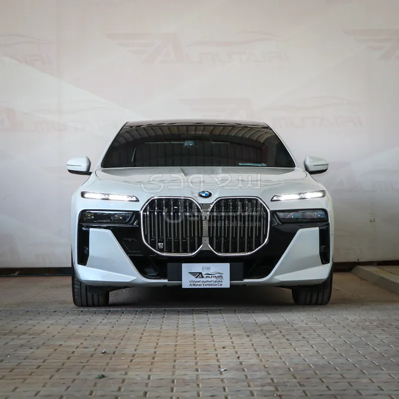 2024 بي ام دبليو الفئة السابعة 735أي