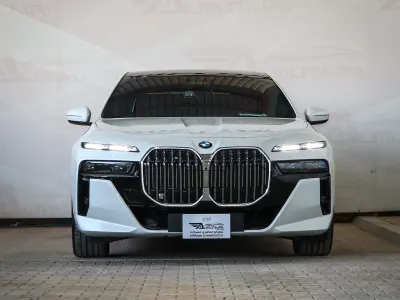 2024 BMW 7 Series 735i