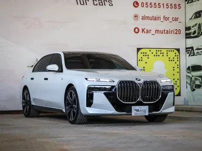 2024 بي ام دبليو الفئة السابعة 735أي