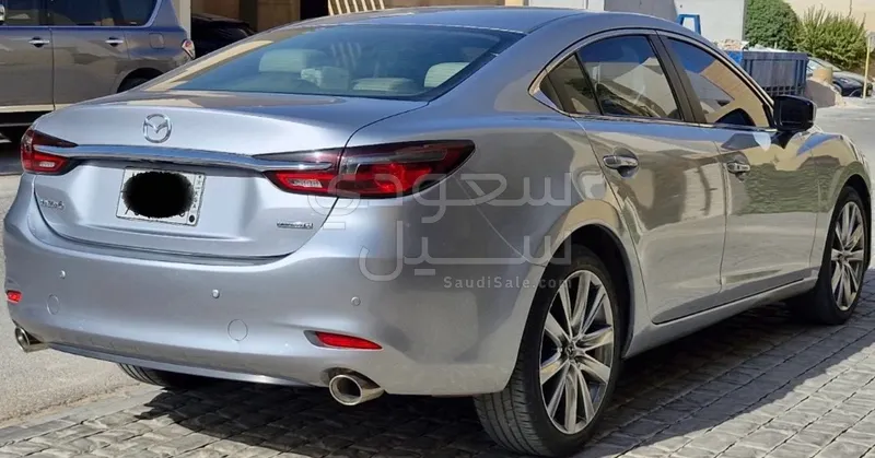 2022 مازدا مازدا 6
