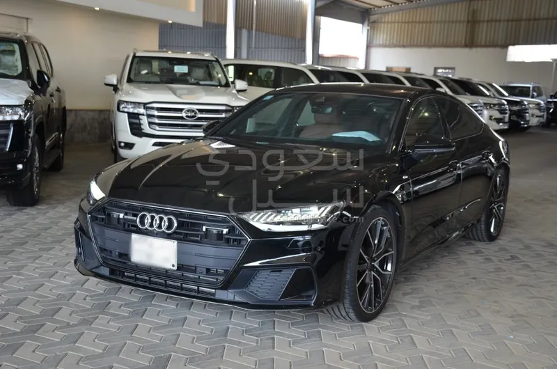 2022 اودي اي 7 55 تي اف اس اي