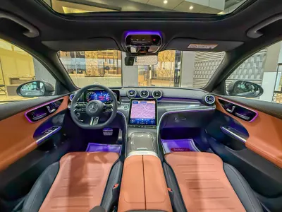 2025 مرسيدس - بنز سي 200 أي إم جي