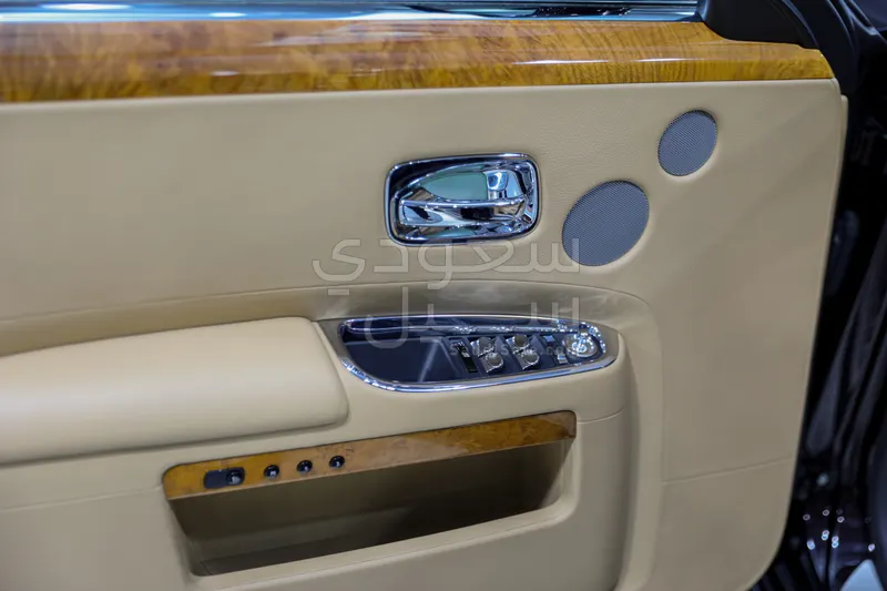 2016 رولز رويس قوست