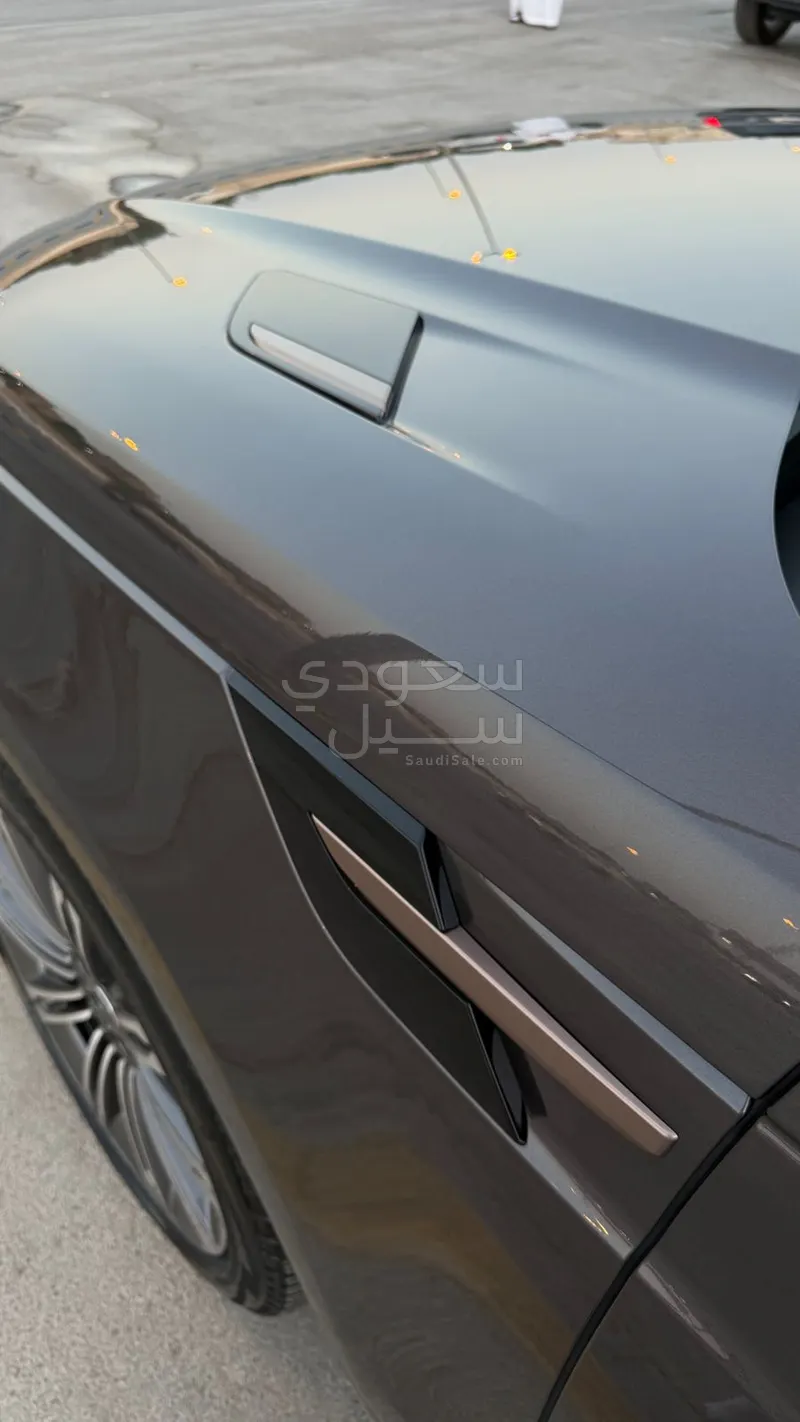 2024 لاند روفر رينج روفر سبورت اتش اس اي