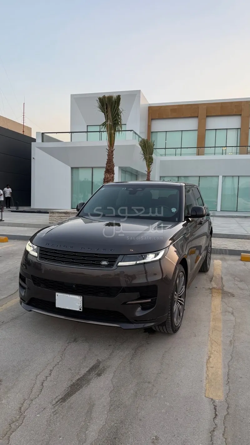 2024 لاند روفر رينج روفر سبورت اتش اس اي