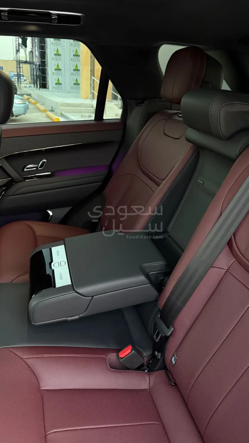 2024 لاند روفر رينج روفر سبورت اتش اس اي
