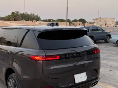 2024 لاند روفر رينج روفر سبورت اتش اس اي