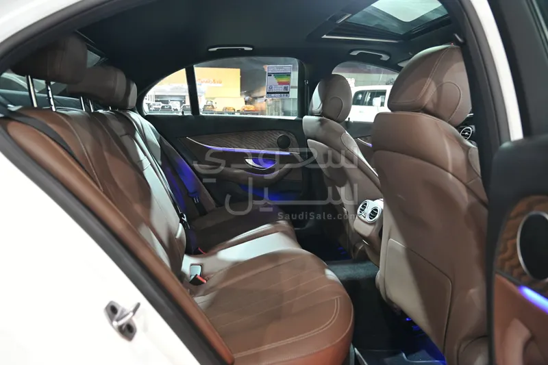 2023 مرسيدس - بنز إي 200
