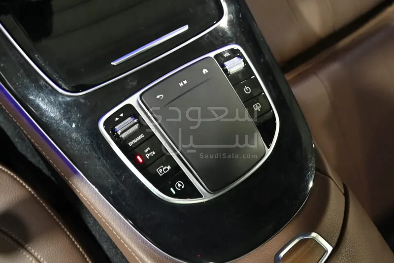 2023 مرسيدس - بنز إي 200