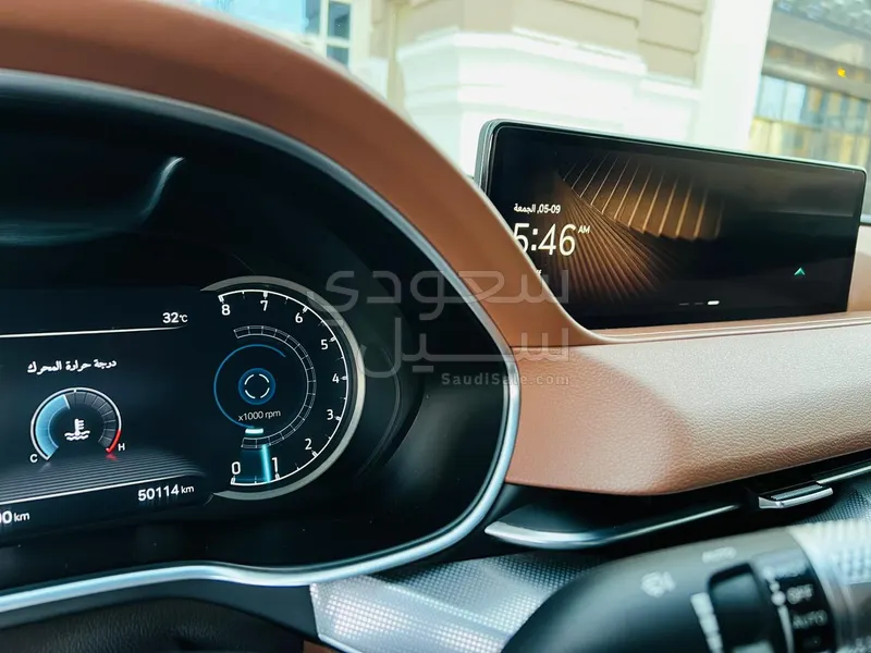 2024 Genesis G 80