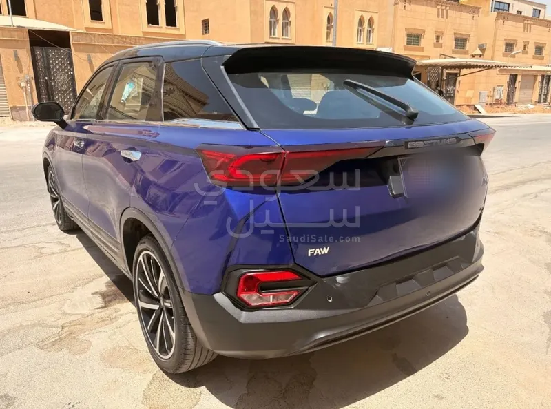 2023 Faw Bestune T77