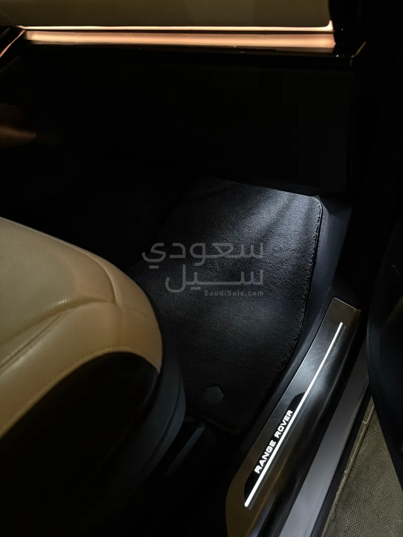 2023 لاند روفر رينج روفر سبورت اتش اس اي