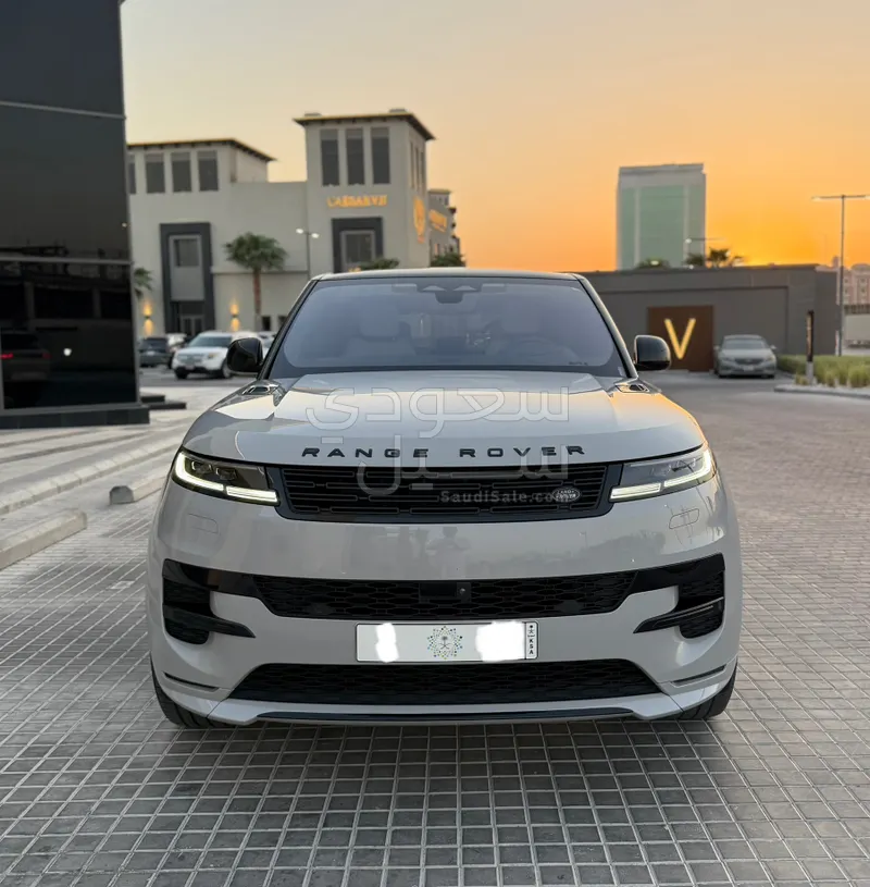 2023 لاند روفر رينج روفر سبورت اتش اس اي