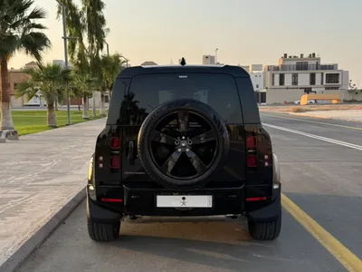 2025 Land Rover Defender 90