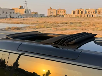 2025 Land Rover Defender 90
