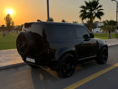 2025 Land Rover Defender 90