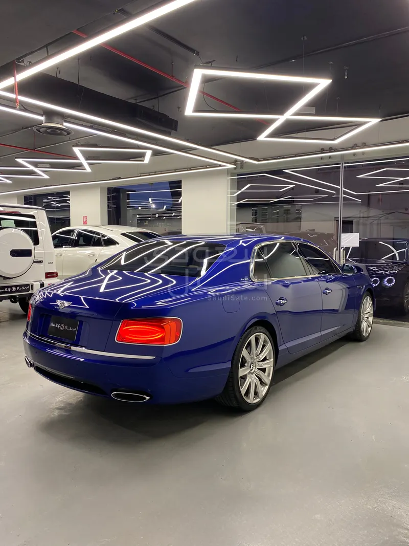2014 Bentley Continental Flying Spur