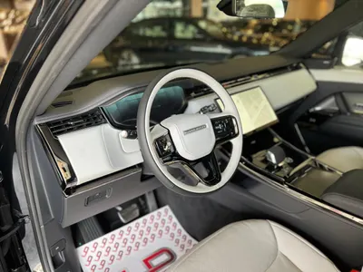 2025 Land Rover Range Rover Sport SE