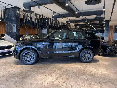 2025 Land Rover Range Rover Sport SE
