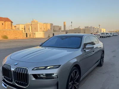 2023 بي ام دبليو الفئة السابعة 735أي