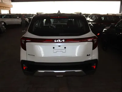 2025 كيا سيلتوس