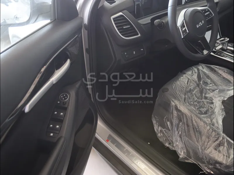 2025 كيا سيلتوس